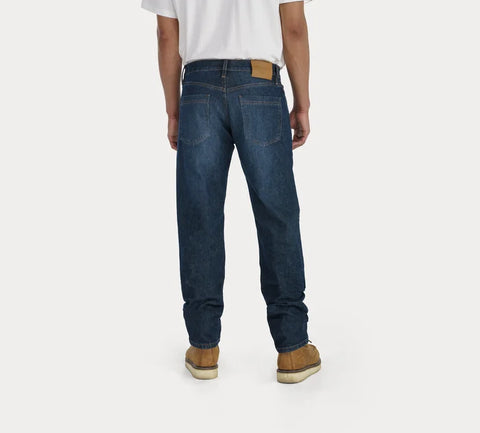 STRAIGHT JEANS